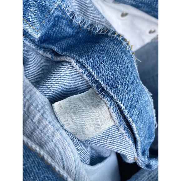 Vintage Lee High Waist Mom Jeans // Mid Blue Wash - Picture 8 of 10